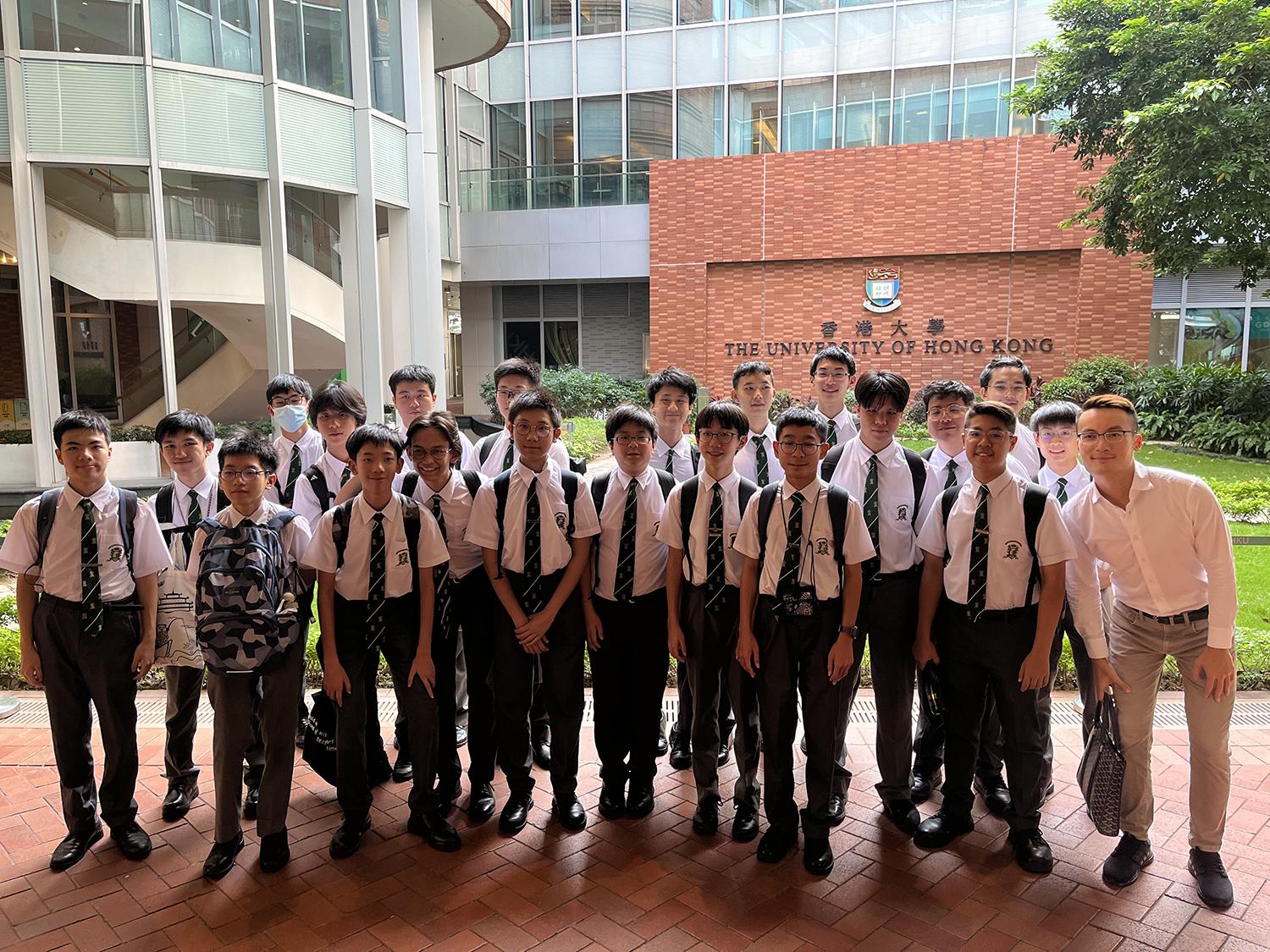 台湾三级av’s College X Hong Kong’s University X Nanyang Technological University