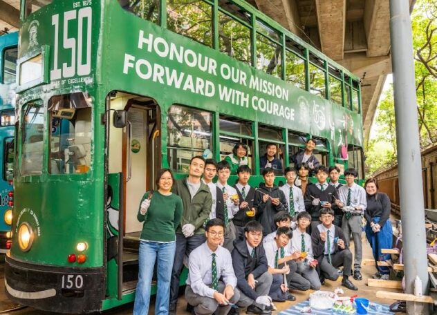 150 Tram Painting Day